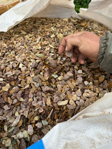 Златолит персиковый декоративная каменная крошка купить в Искитиме