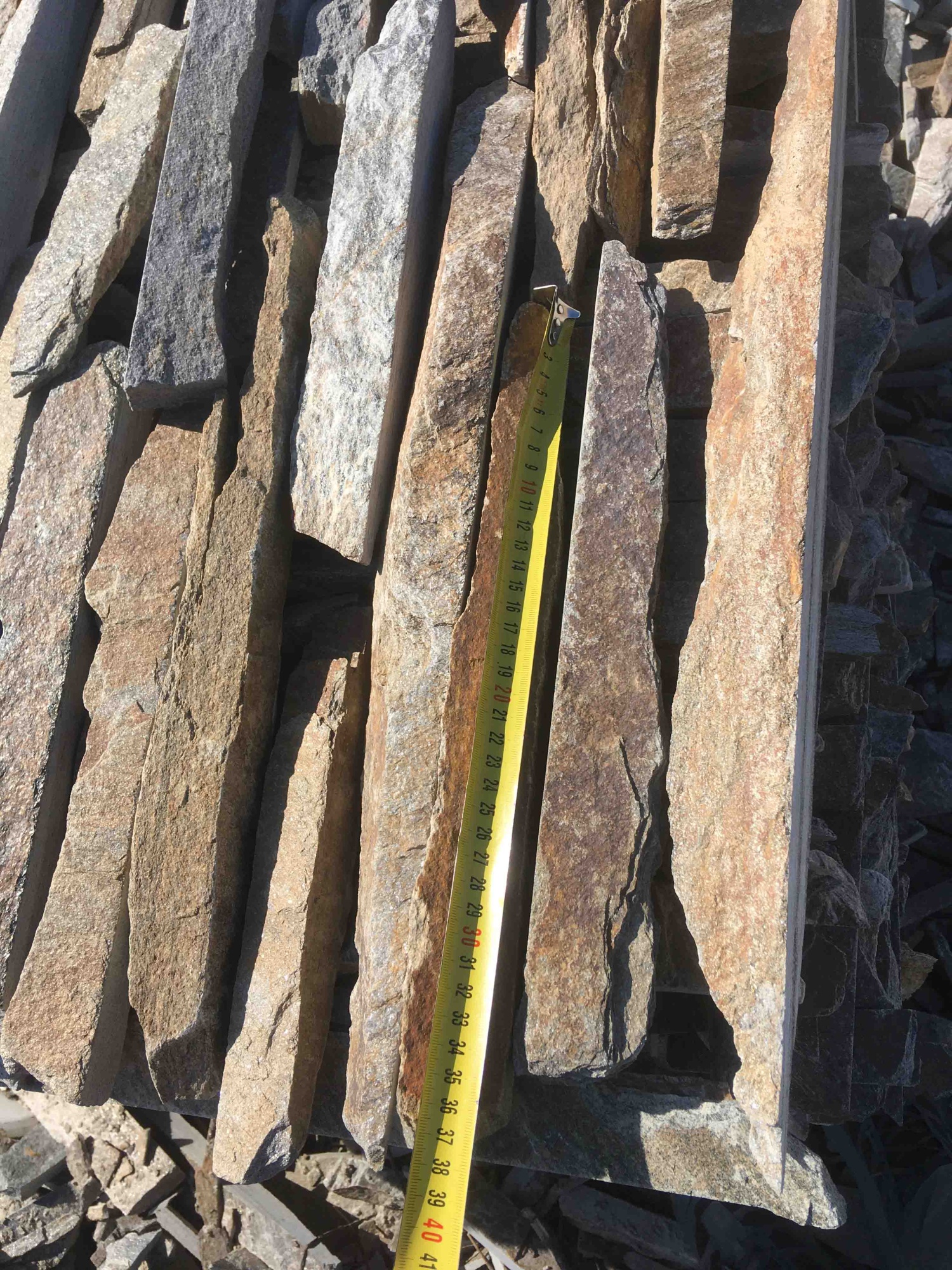 Горбушка златолит мультиколор для облицовки купить в Искитиме