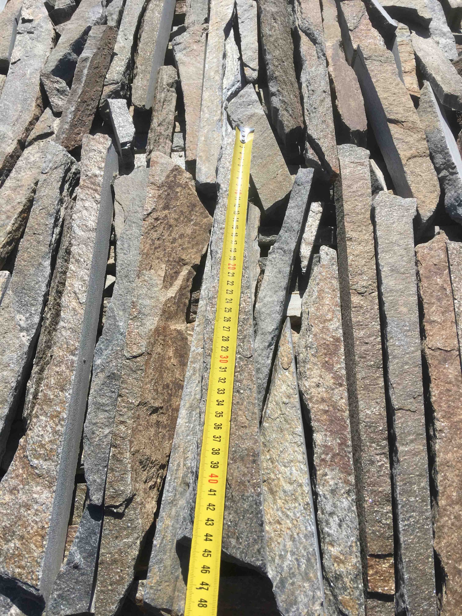 Горбушка златолит мультиколор для облицовки купить в Искитиме