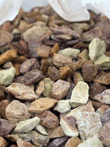 Златолит персиковый декоративная каменная крошка купить в Искитиме