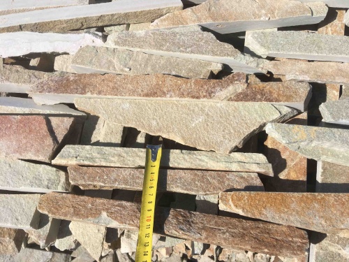 Горбушка златолит золотистый для облицовки купить в Искитиме