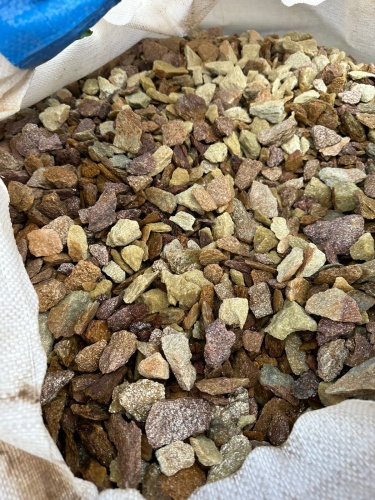 Златолит персиковый декоративная каменная крошка купить в Искитиме