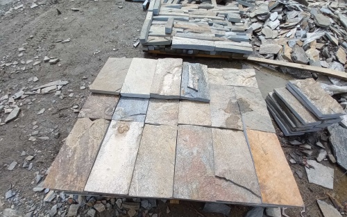 Плитка пилёная златолит Уральский для цоколя, отмостки купить в Искитиме