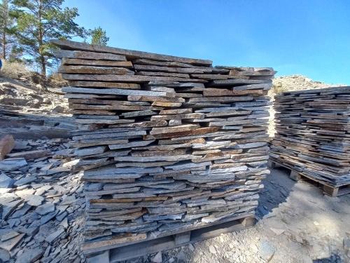 Плитняк златолит серебристый для фасада купить в Искитиме