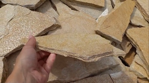 Плитняк златолит жёлтый для цоколя купить в Искитиме